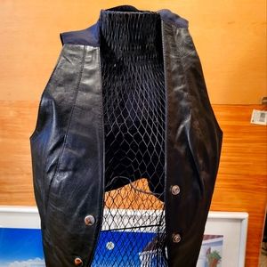 Womens Wilson Black Leather Vest😍 Blk Fri! Make an offer!